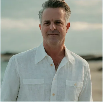 Professional AI headshot example 6